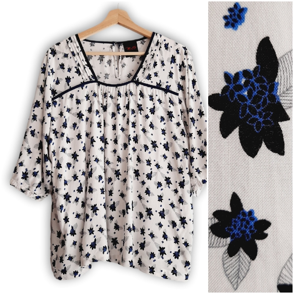MILLY by Paperdolls Floral Blouse White & Blue Short Sleeve Light Top Sz L